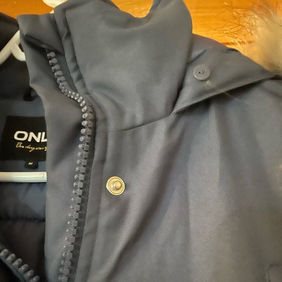 Womens “Only” size medium blue winter jacket - Picture 3 of 7